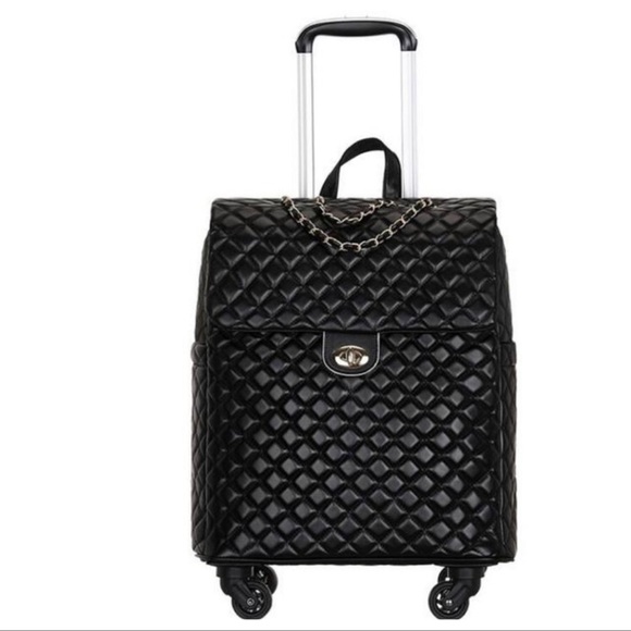 ONE HOUR SALE✨✨✨Quilted Faux leather Fabulous Travel Rolling bag JUST 2 LEFT - Picture 4 of 10